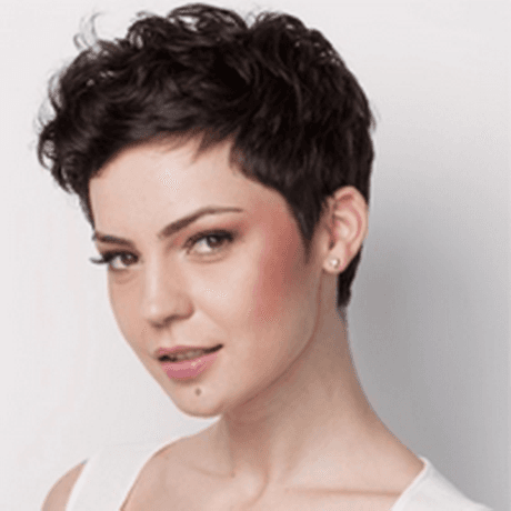 Donkere pixie coupe uit het modellenboek